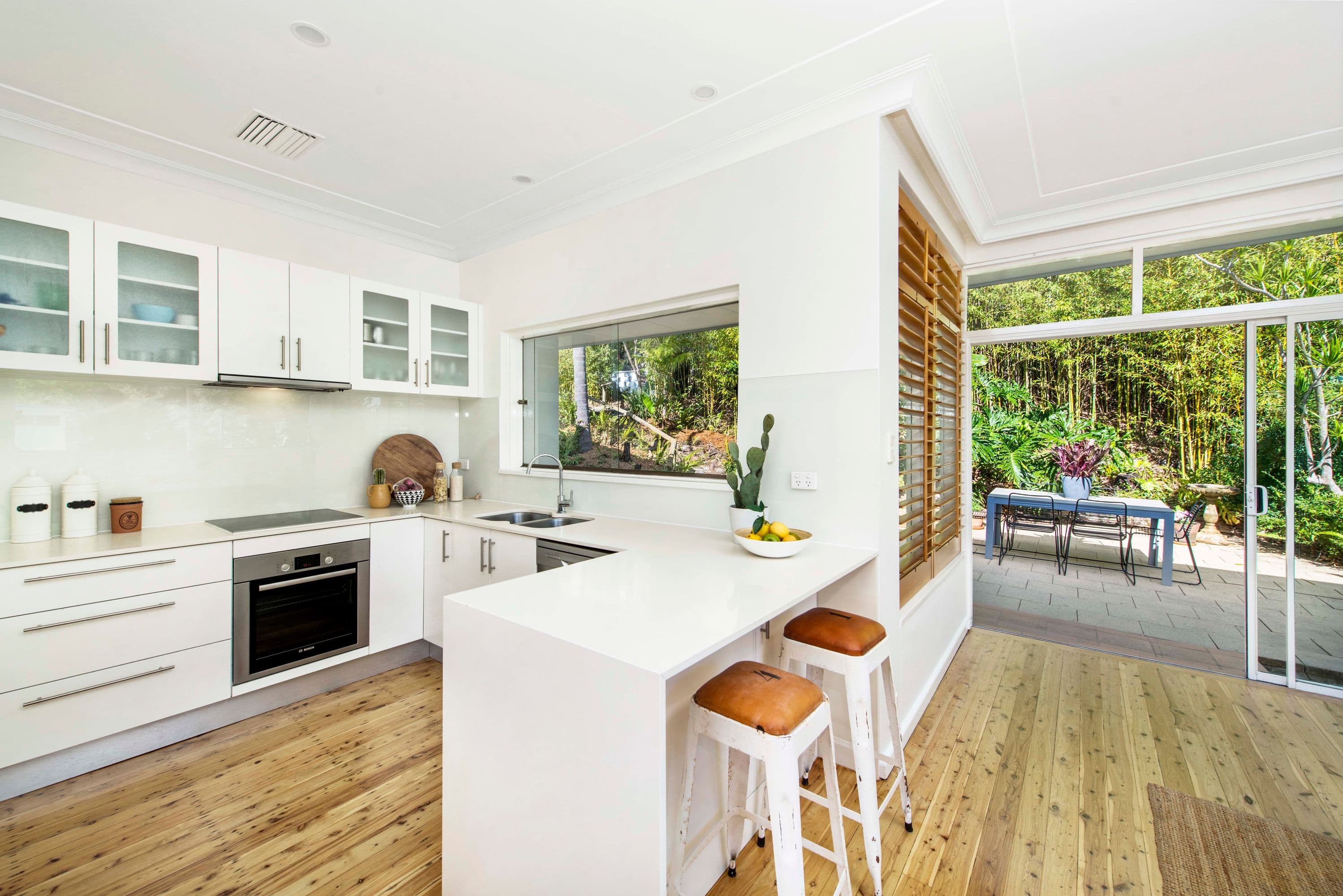 26 Rembrandt Drive, Middle Cove - Thumbnail 8