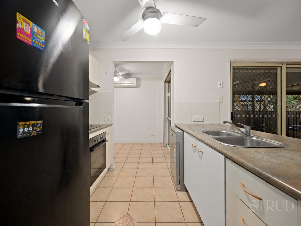 8 Merganser Place, Forest Lake QLD 4078, Forest Lake - Thumbnail 5
