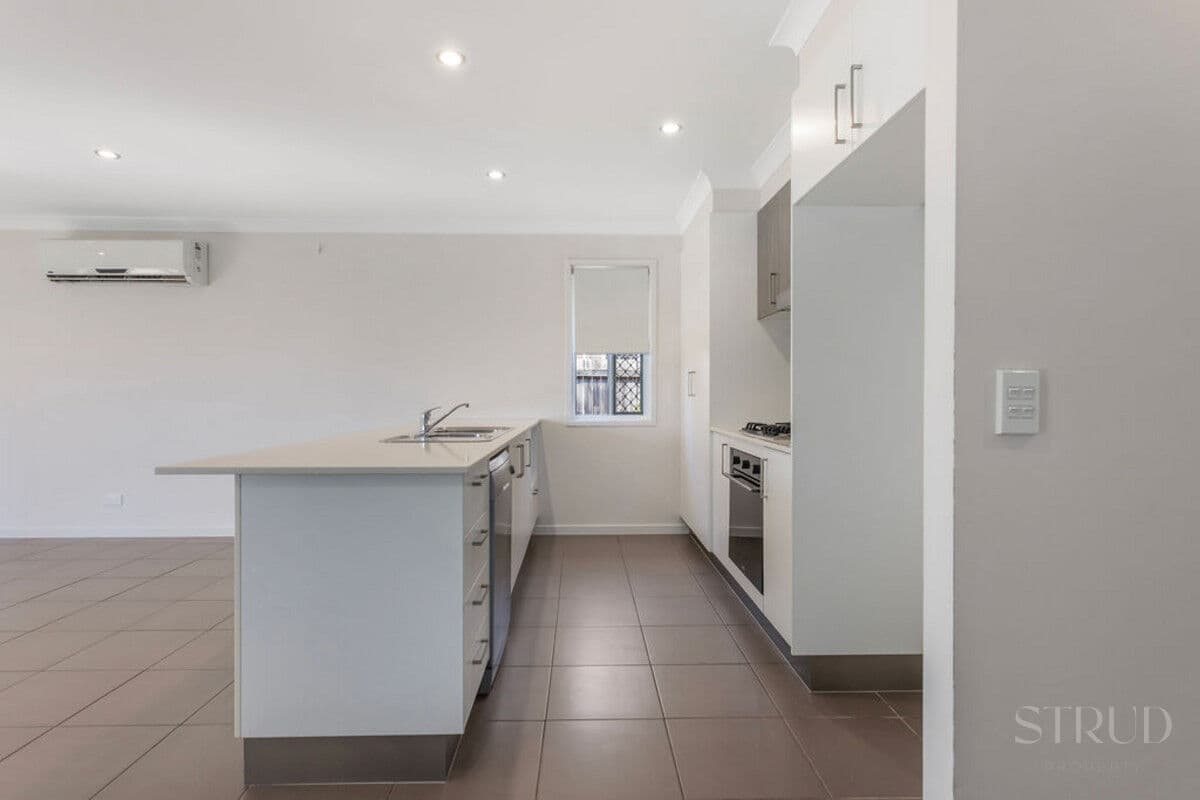 7 Cowie Street, Deebing Heights QLD 4306, Deebing Heights - Thumbnail 4