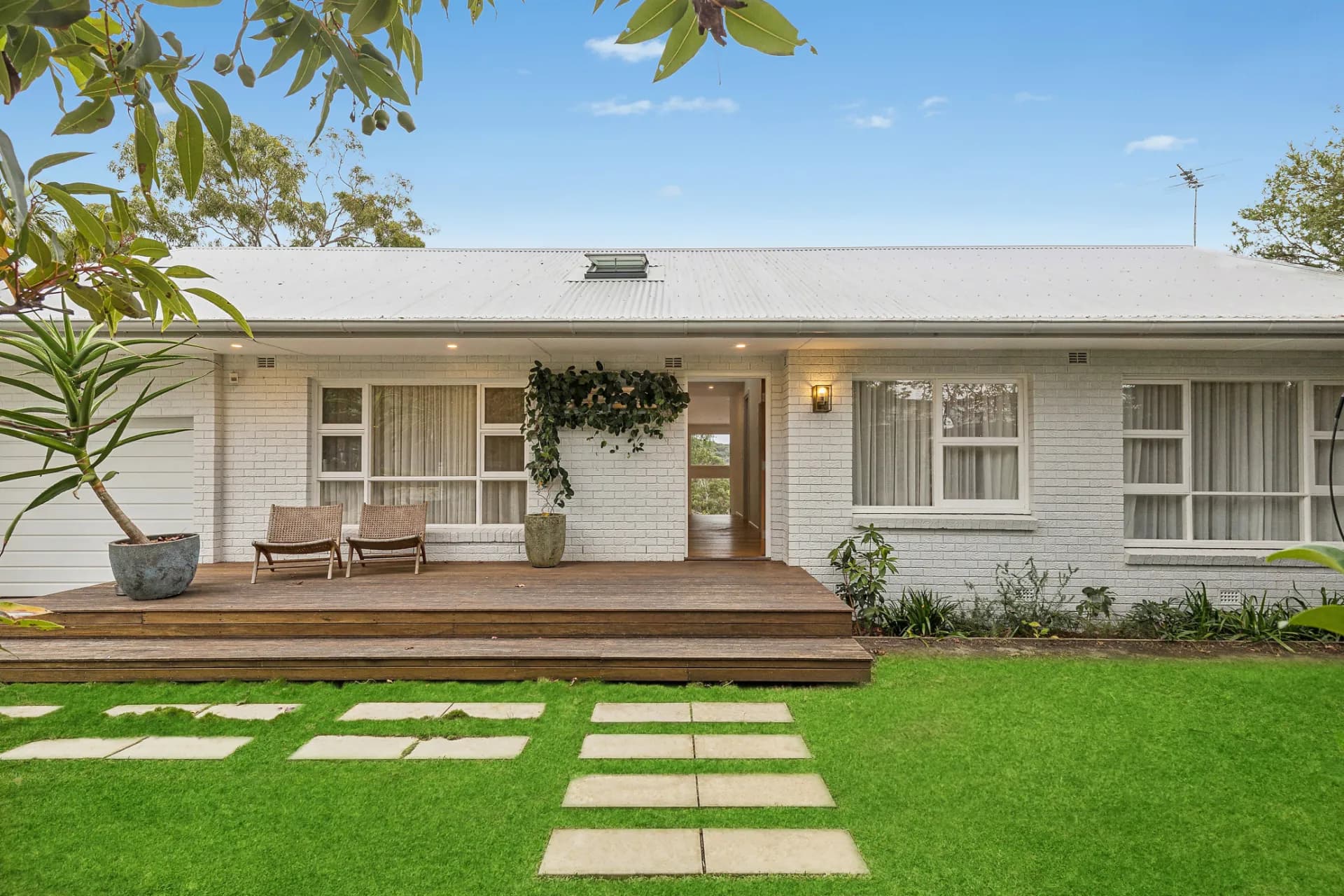 160 Parr Parade, Beacon Hill - Image 1