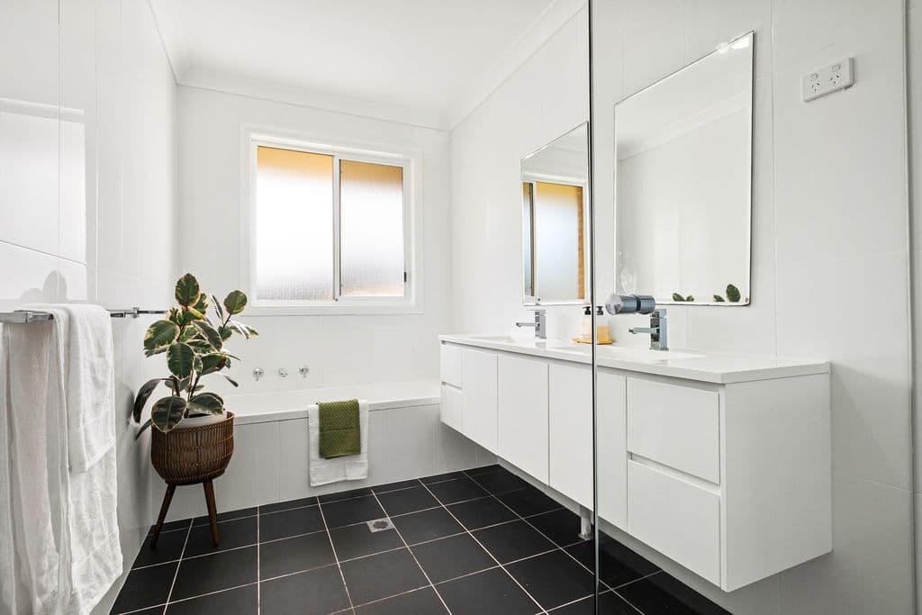 2/6 Hutchinson Drive, Balgownie - Thumbnail 7