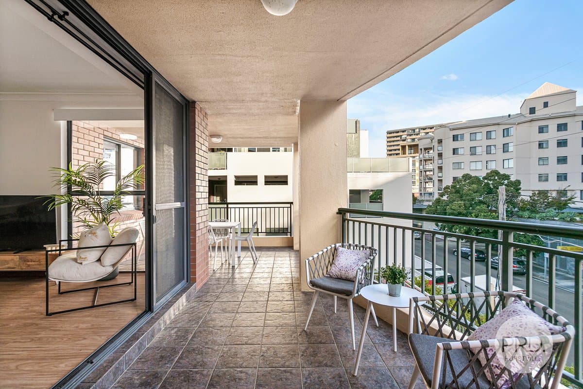 13/8-10 The Avenue, HURSTVILLE NSW 2220, Hurstville - Image 1