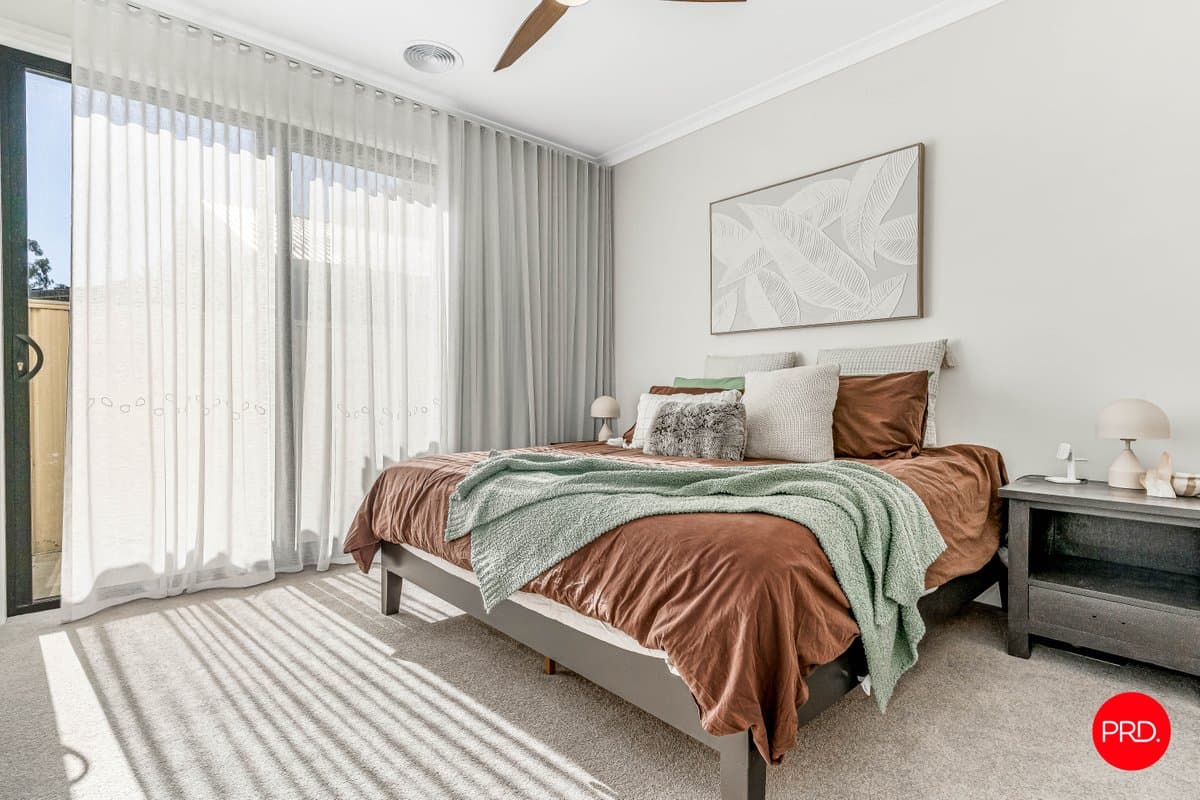 7 Honeysuckle Street, BENDIGO VIC 3550, Bendigo - Thumbnail 4