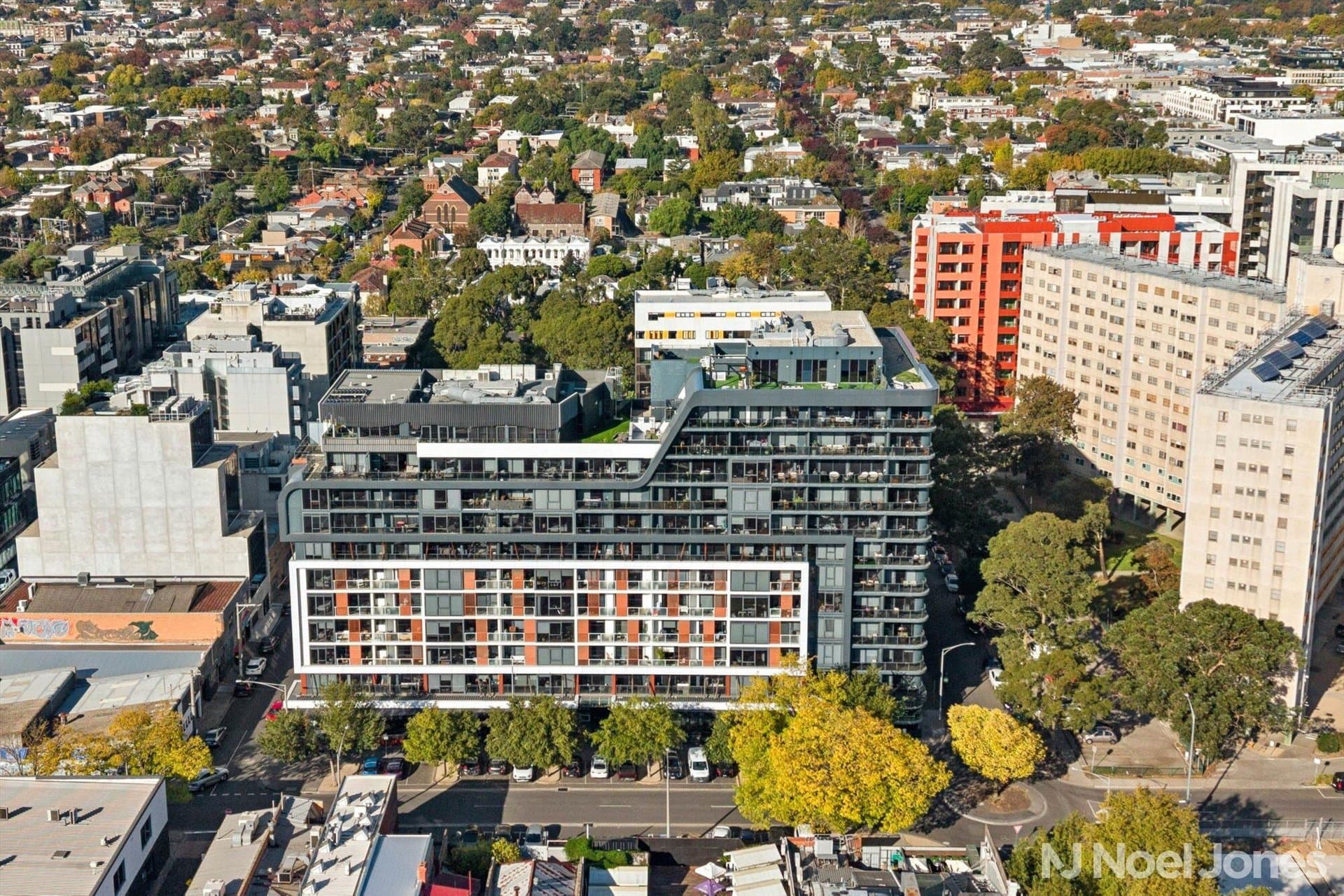 323/32 Bray Street, South Yarra - Thumbnail 2