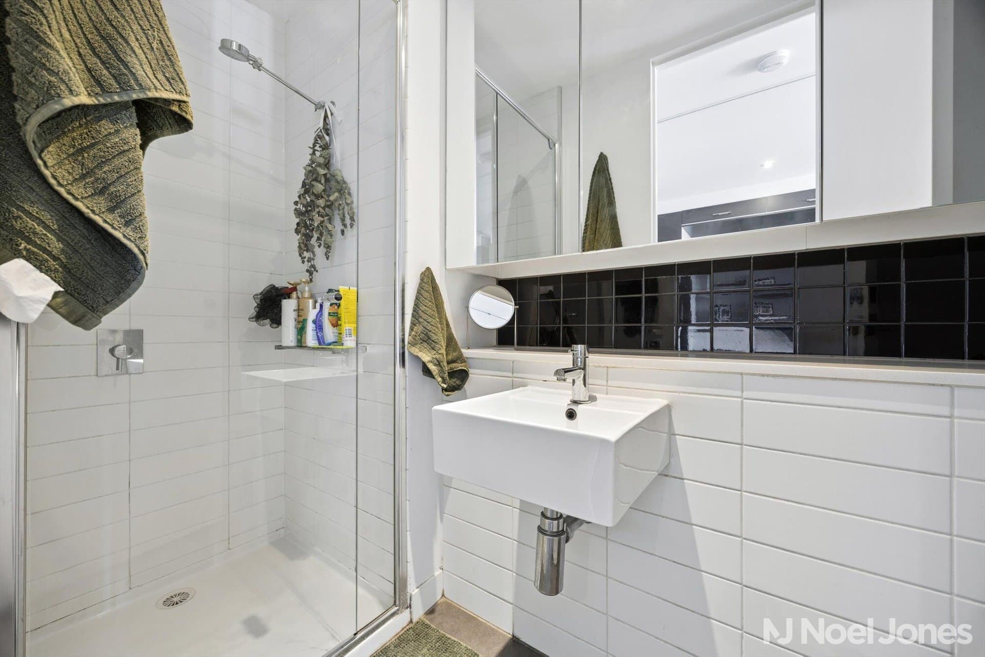 323/32 Bray Street, South Yarra - Thumbnail 6