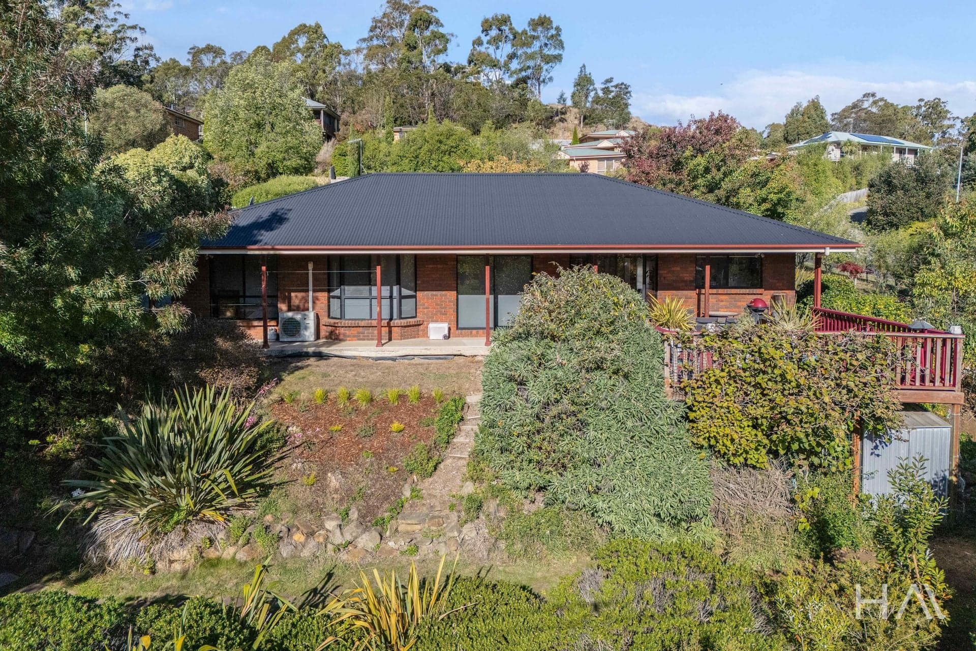 64 Allison Avenue Riverside, Riverside - Thumbnail 2