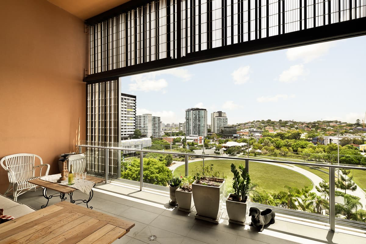 584/15 Finnegan Street, Hamilton - Thumbnail 2
