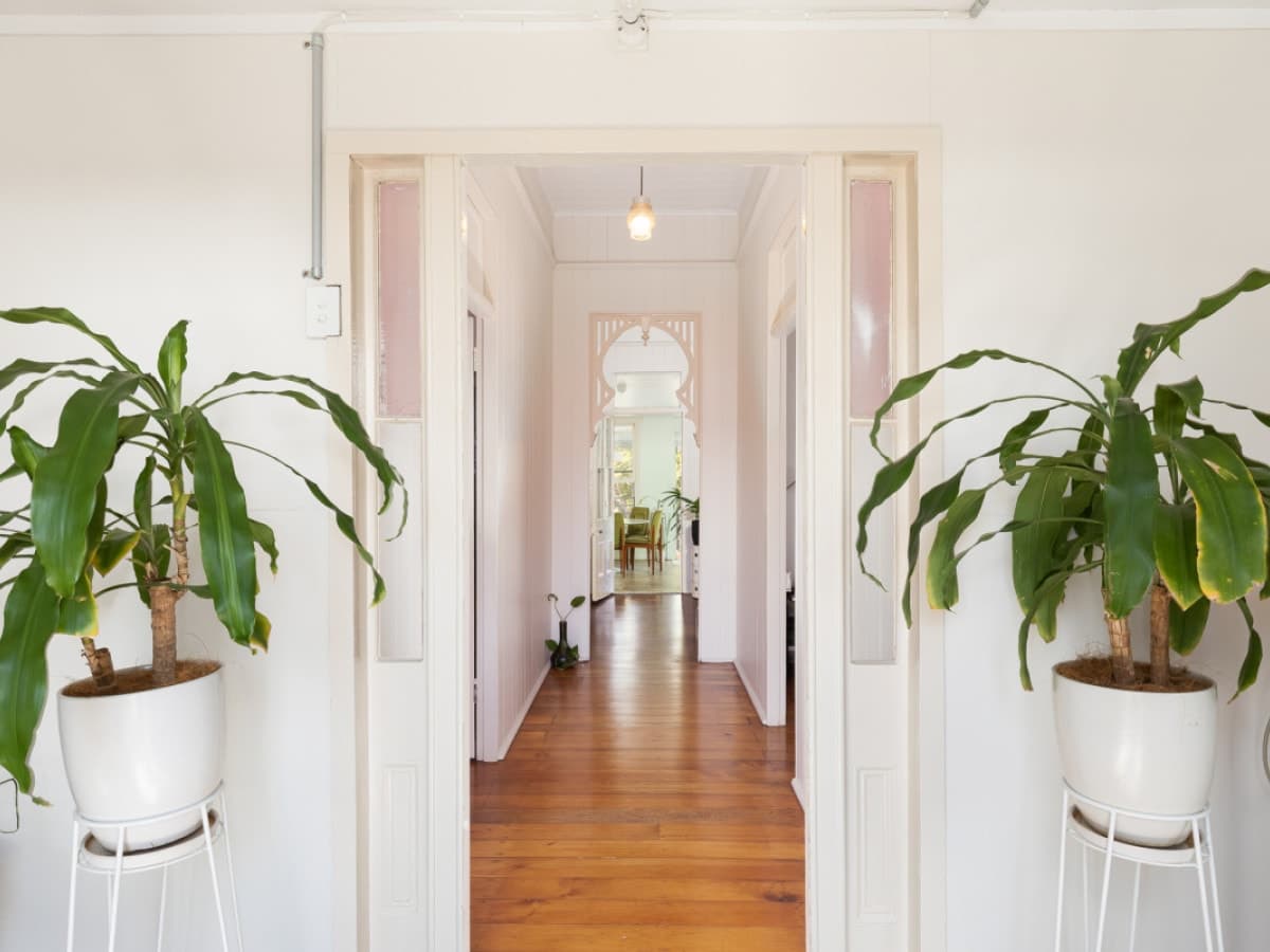 18 Granville Street, West End - Thumbnail 2