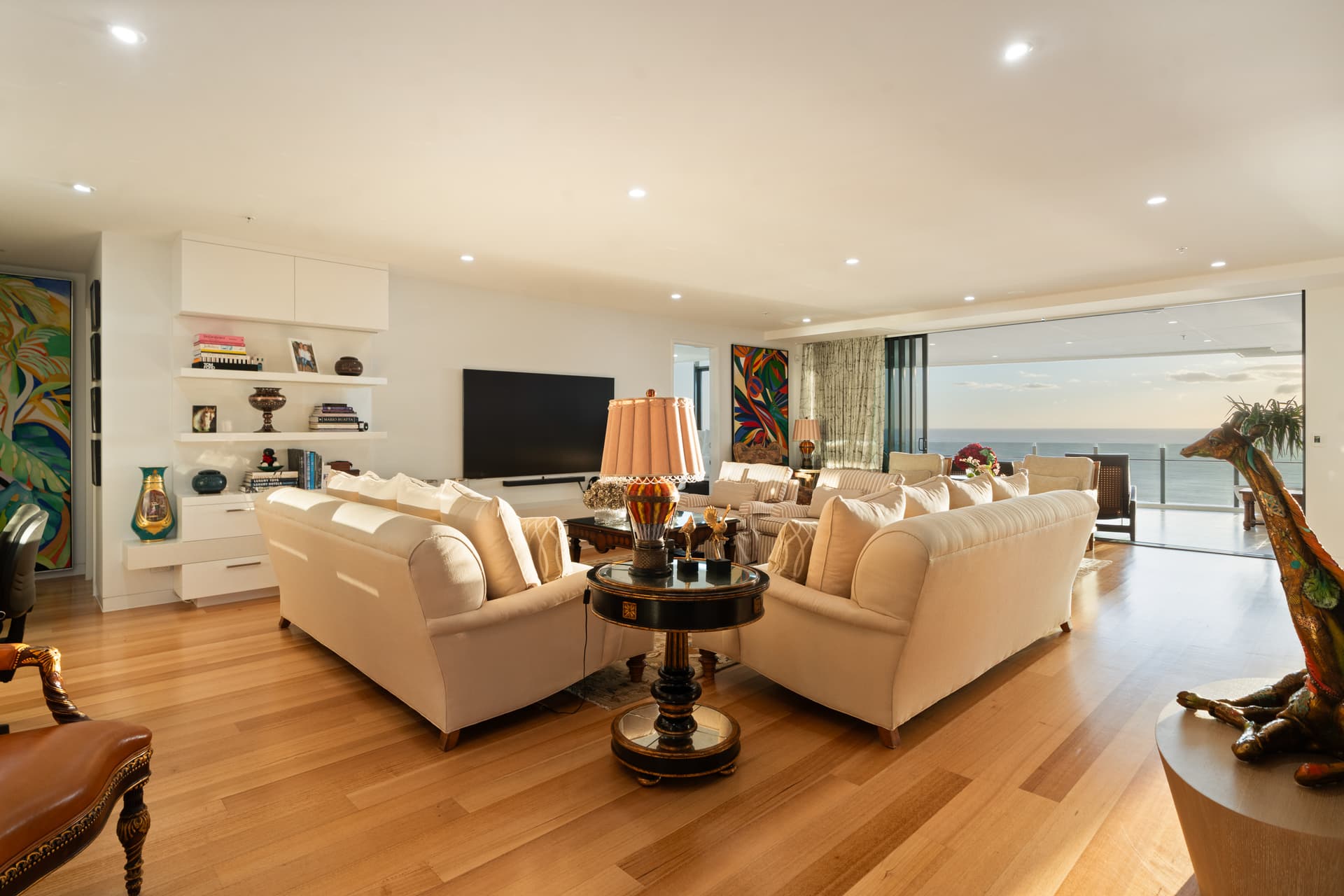 17/116 The Esplanade, Surfers Paradise, QLD, 4217, Surfers Paradise - Thumbnail 3