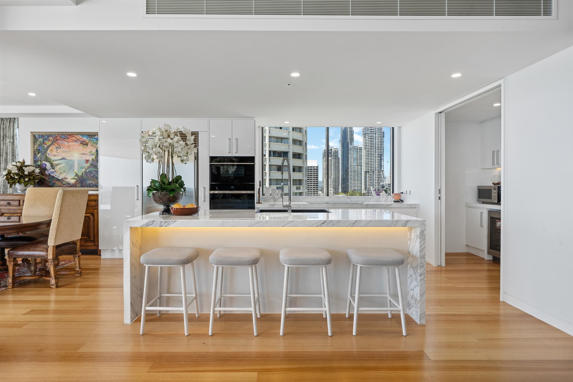 17/116 The Esplanade, Surfers Paradise, QLD, 4217, Surfers Paradise - Thumbnail 4
