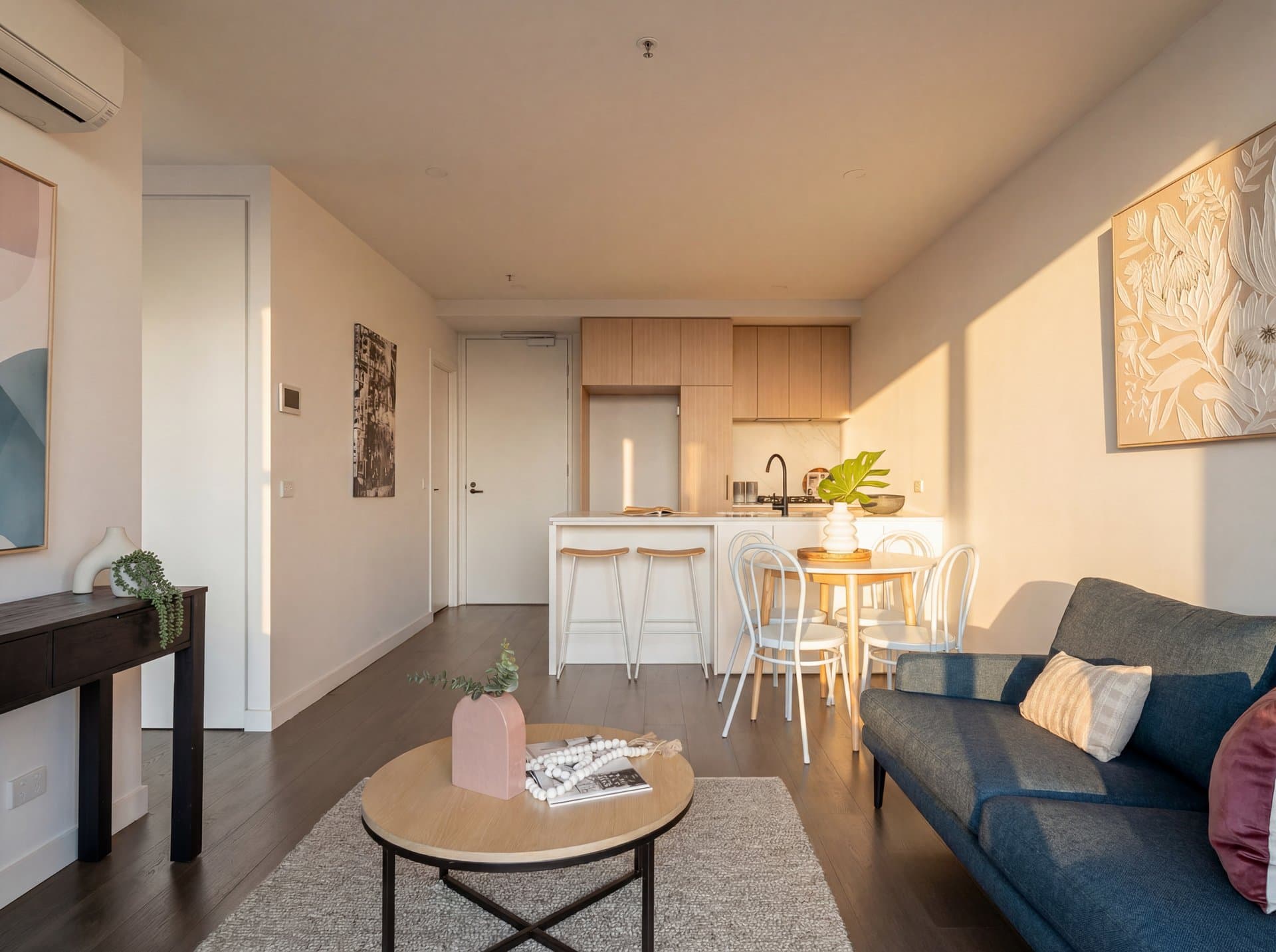 904B/58 Myrtle Street, Ivanhoe - Thumbnail 2
