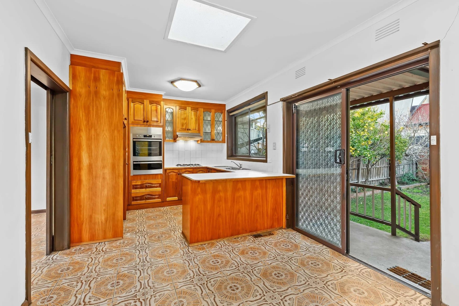 59 Cunningham Street, Northcote - Thumbnail 3