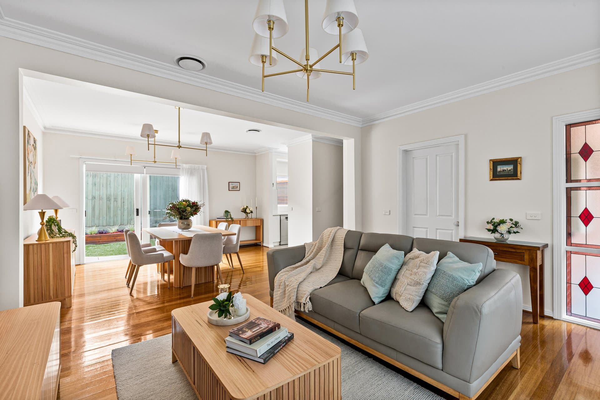 2/15 Balmoral Street, Essendon - Thumbnail 2