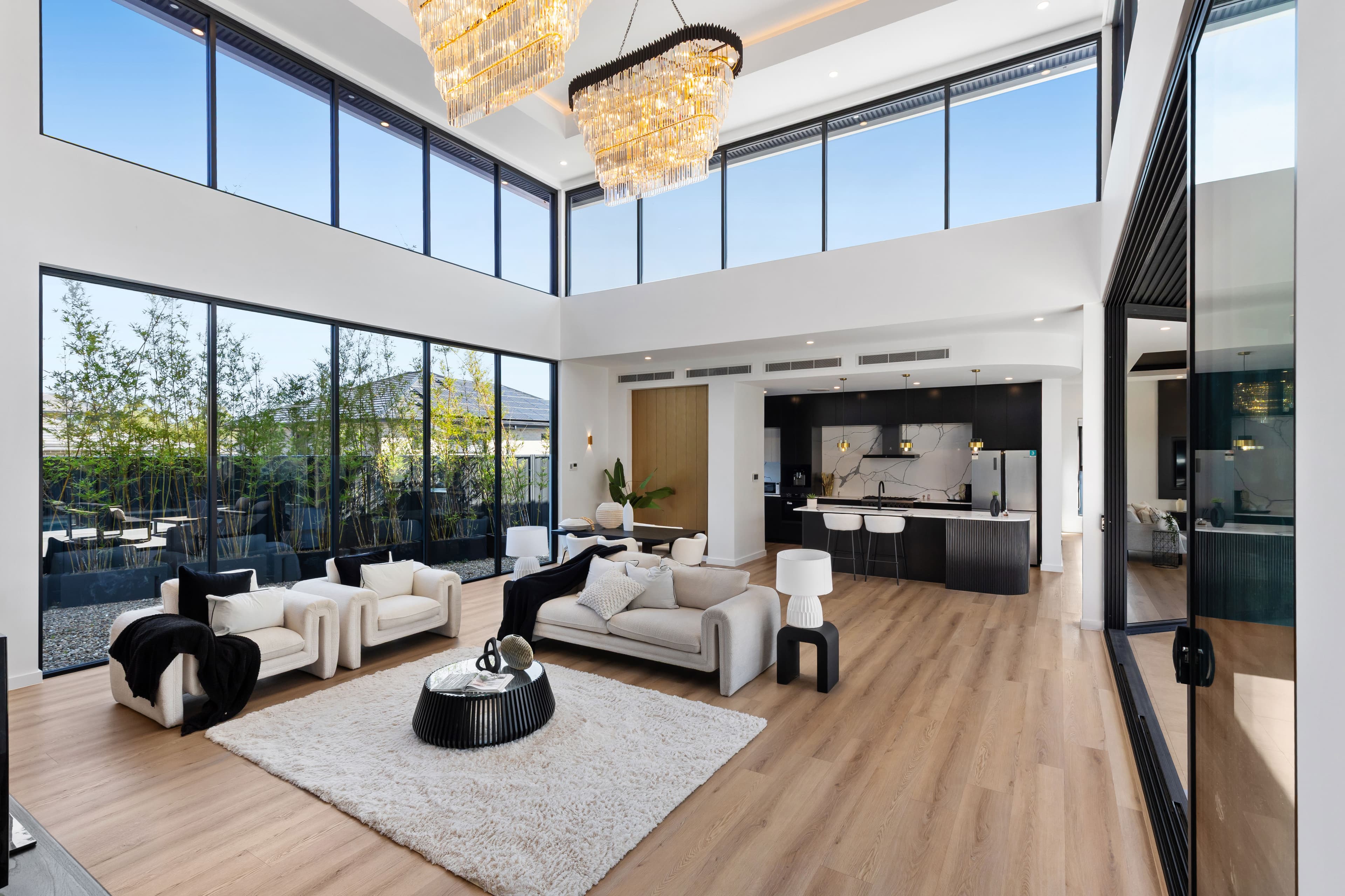 3 Amber Oak Road, GLENMORE PARK, Glenmore Park - Thumbnail 3