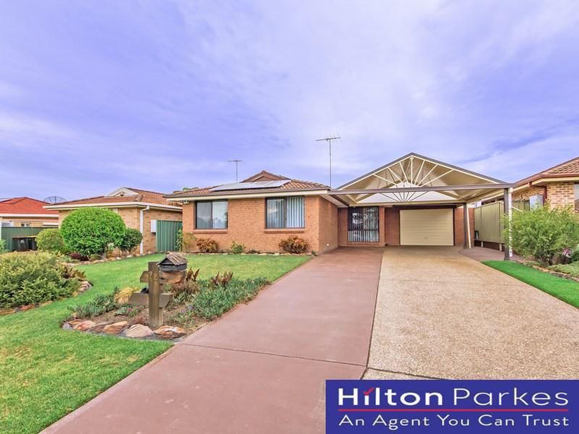 OAKHURST, Oakhurst - Image 1