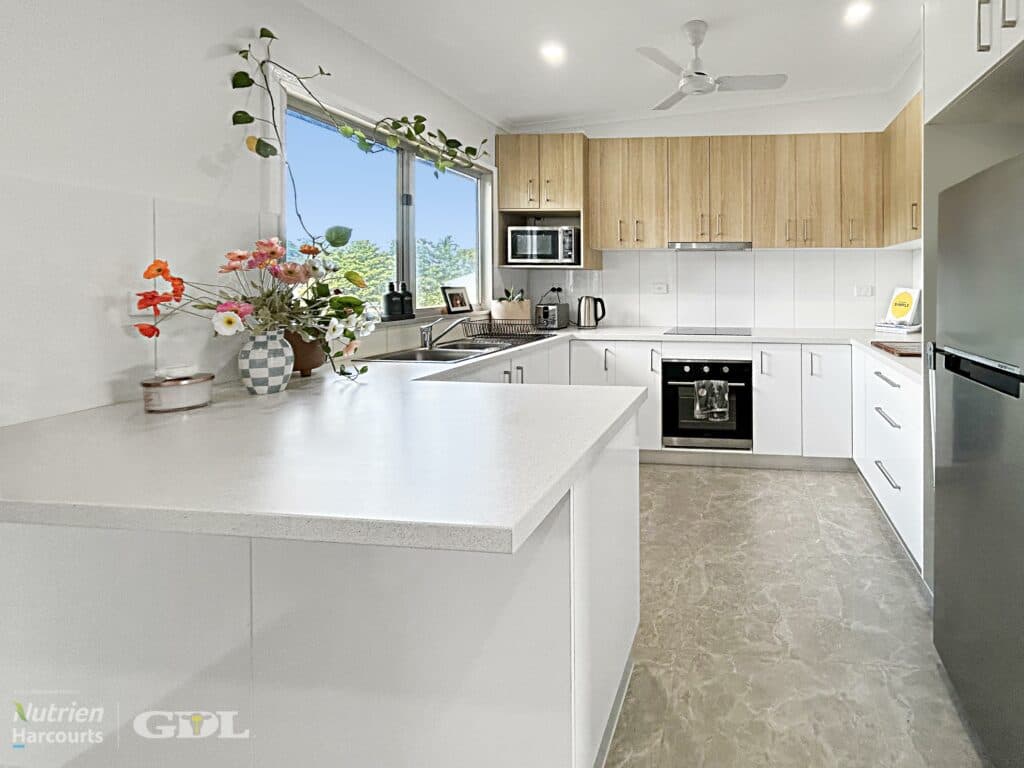 38 Cox Crescent, KATHERINE NT 0850, Katherine - Thumbnail 4