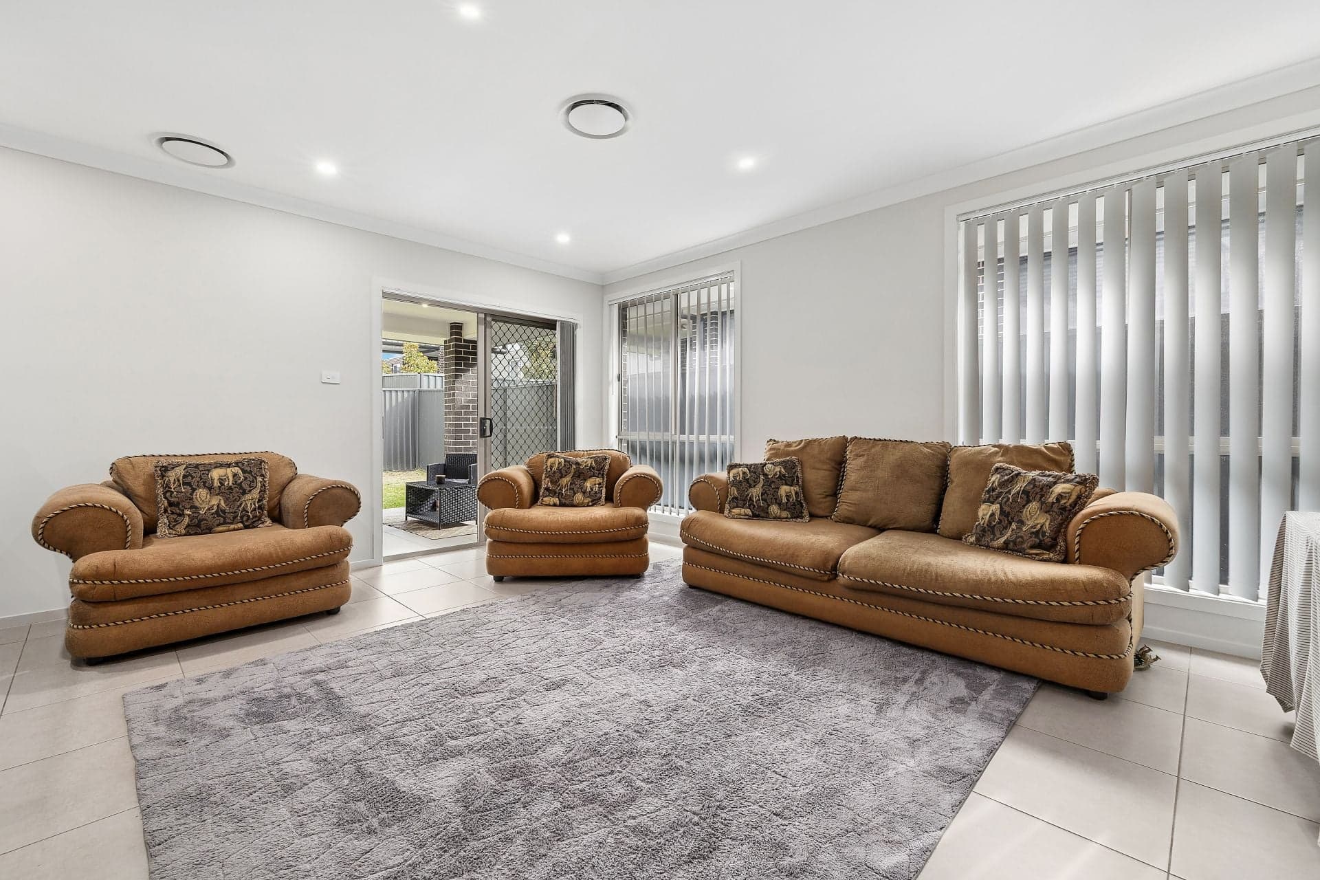 6 Moon Street, Leppington, Leppington - Thumbnail 4