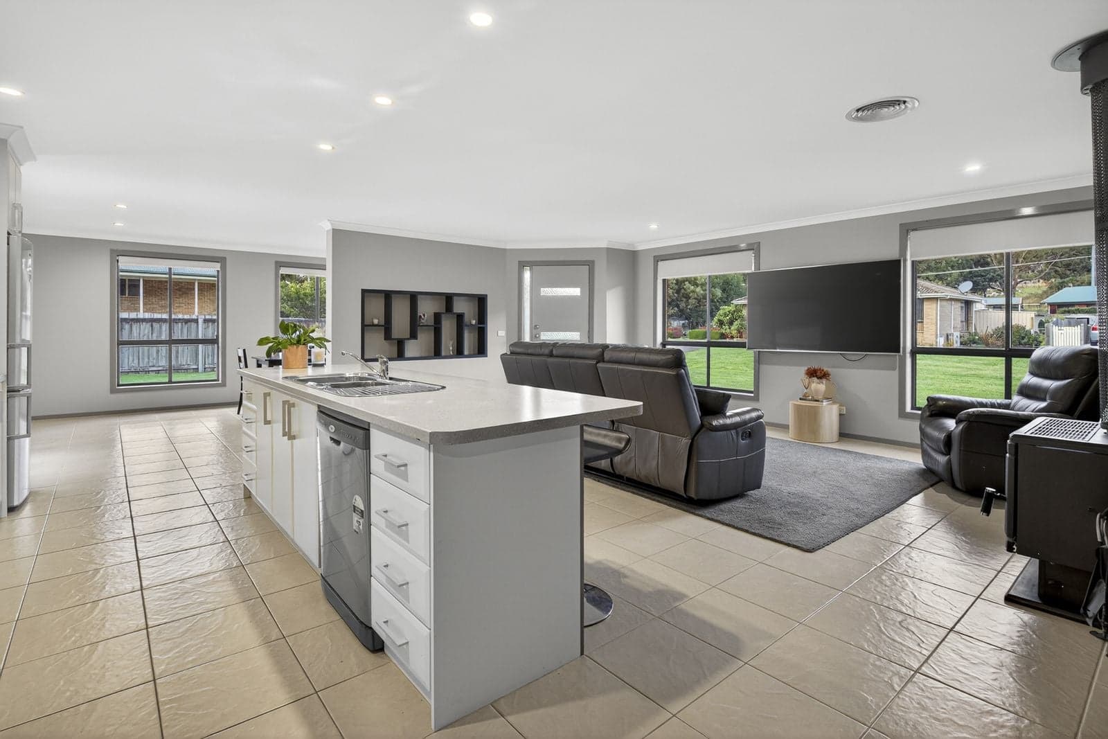 14 Emma Street, Cygnet, Cygnet - Thumbnail 7