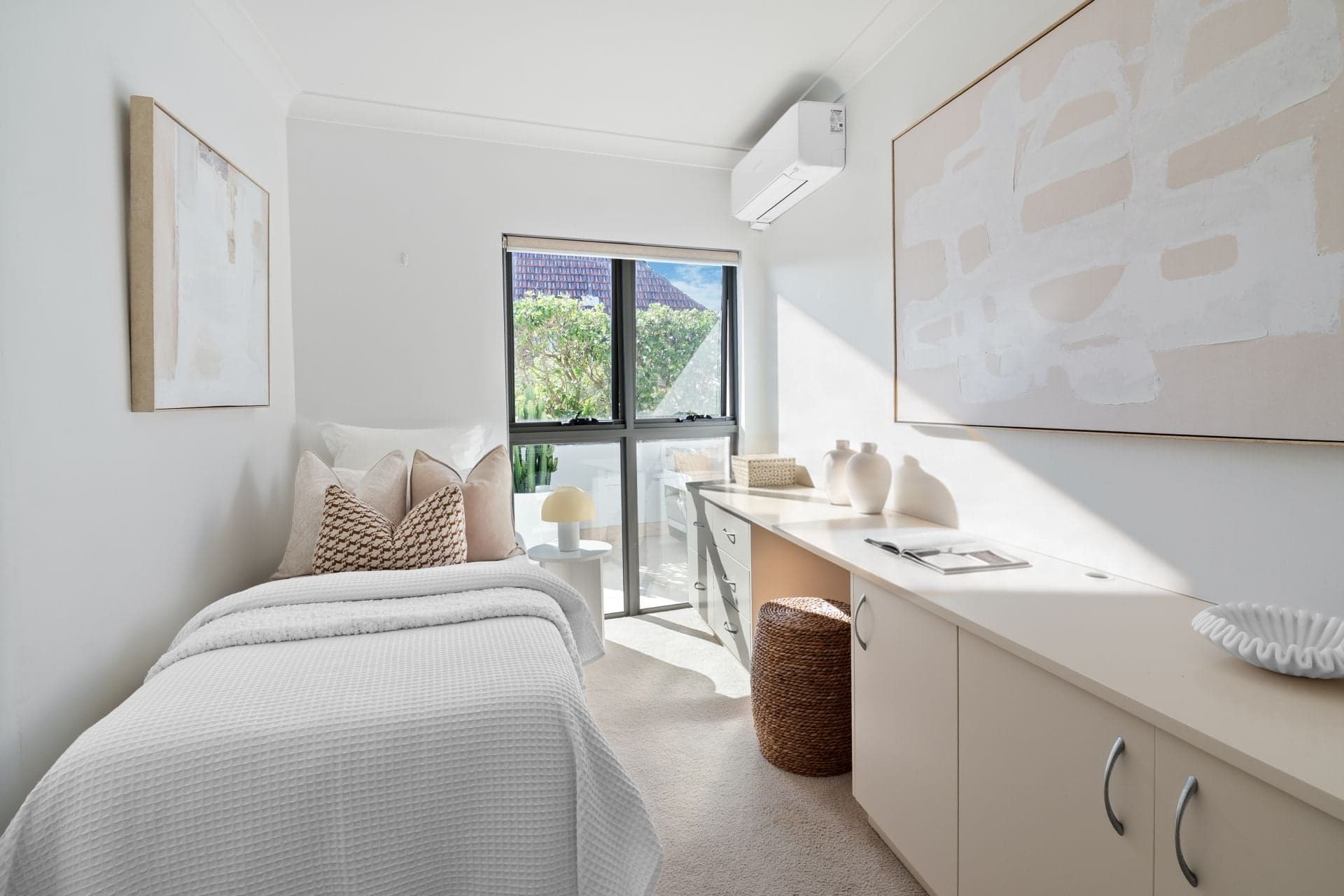 11/48 Collingwood Street, Manly, Manly - Image 1