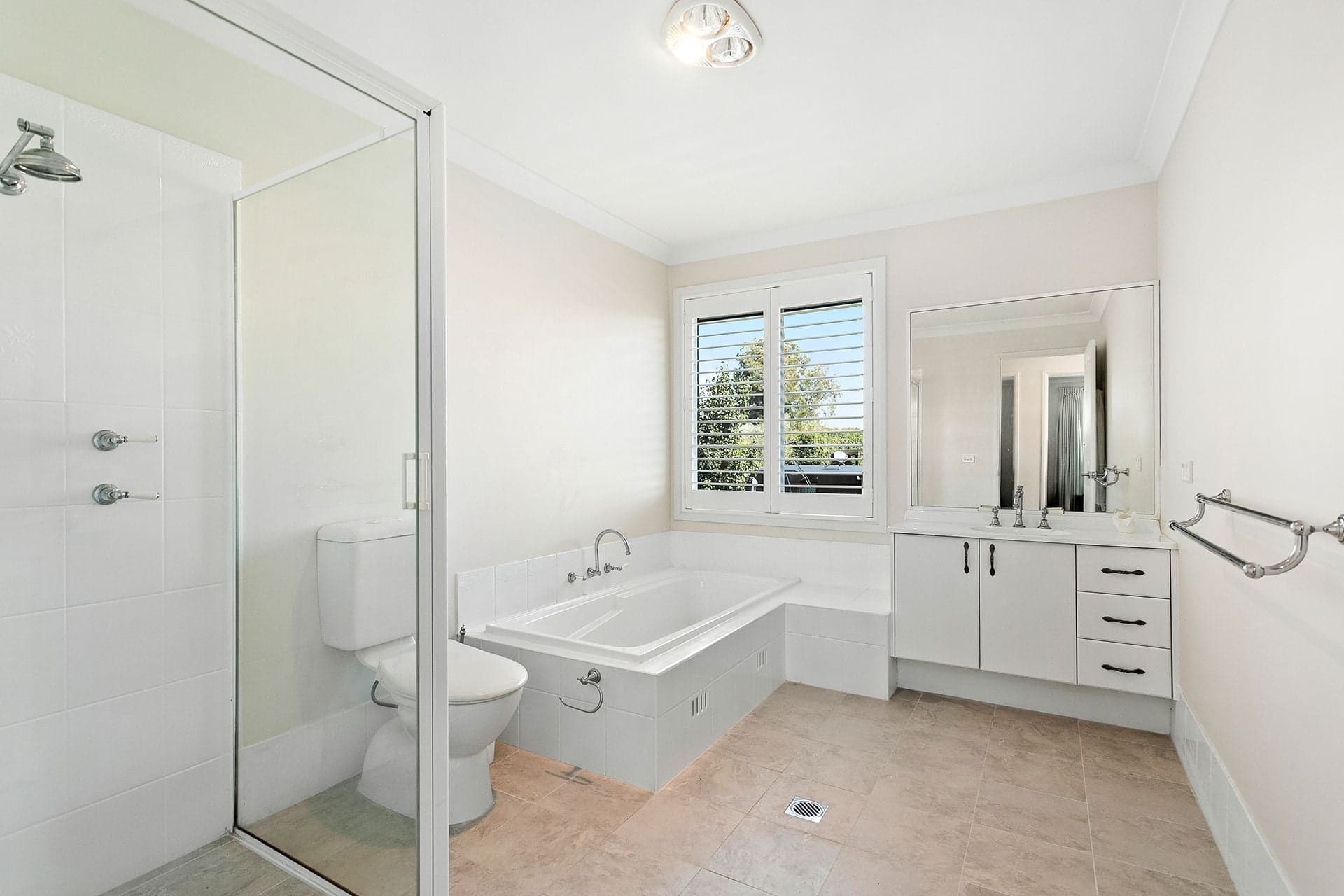 22 Silvereye Court, Woronora Heights, Woronora Heights - Thumbnail 2