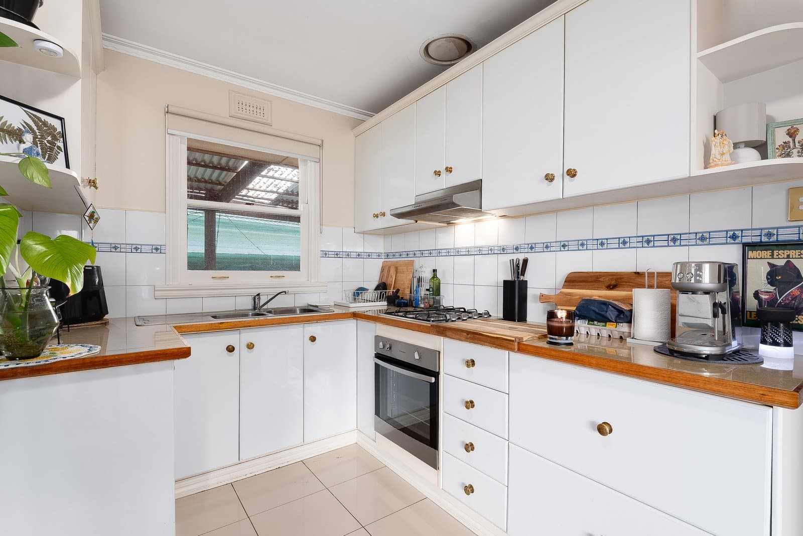 80 Corinella Street, Bell Post Hill, Bell Post Hill - Thumbnail 4