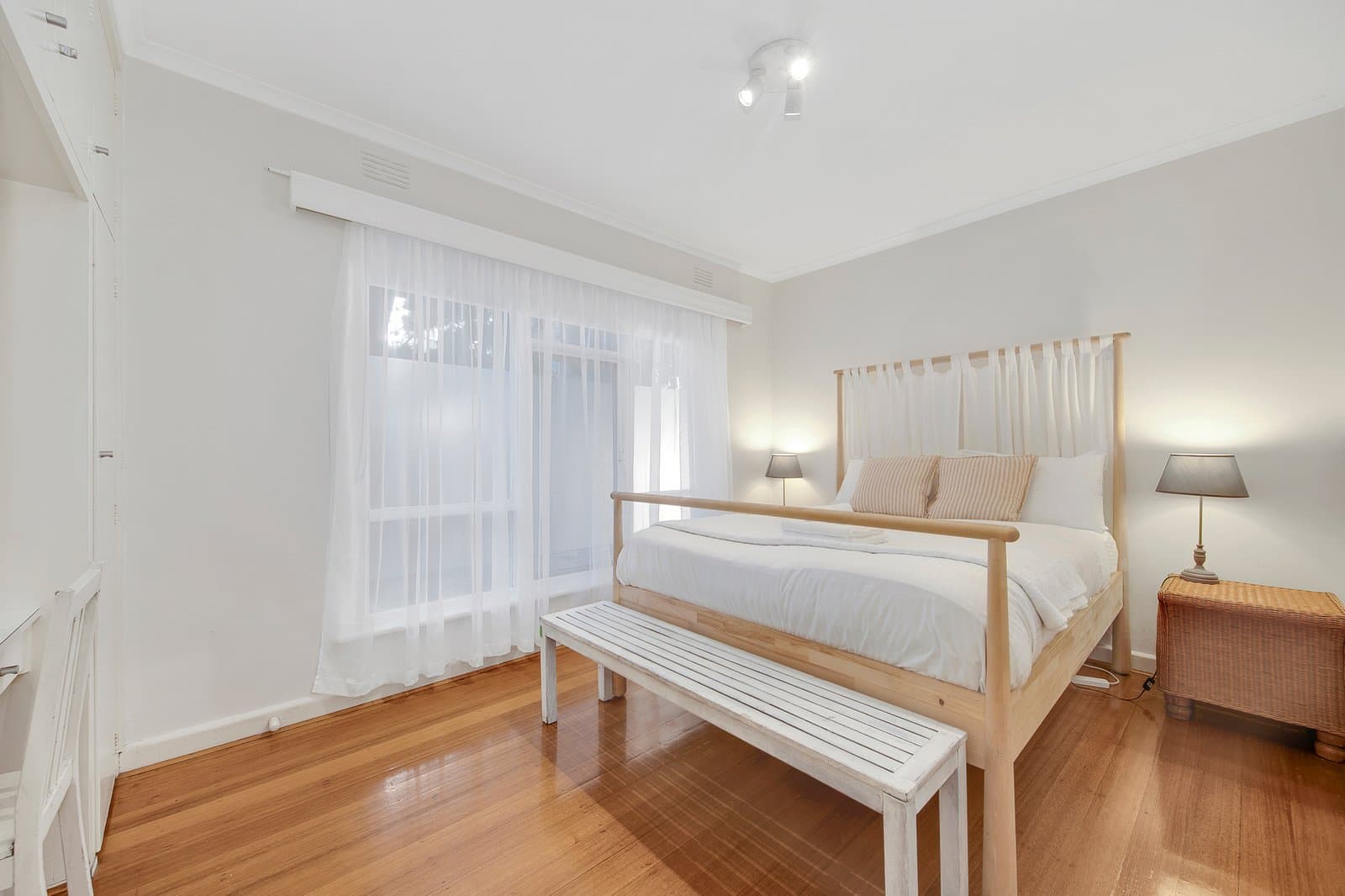 40/10 Acland Street, St Kilda, St Kilda - Thumbnail 3