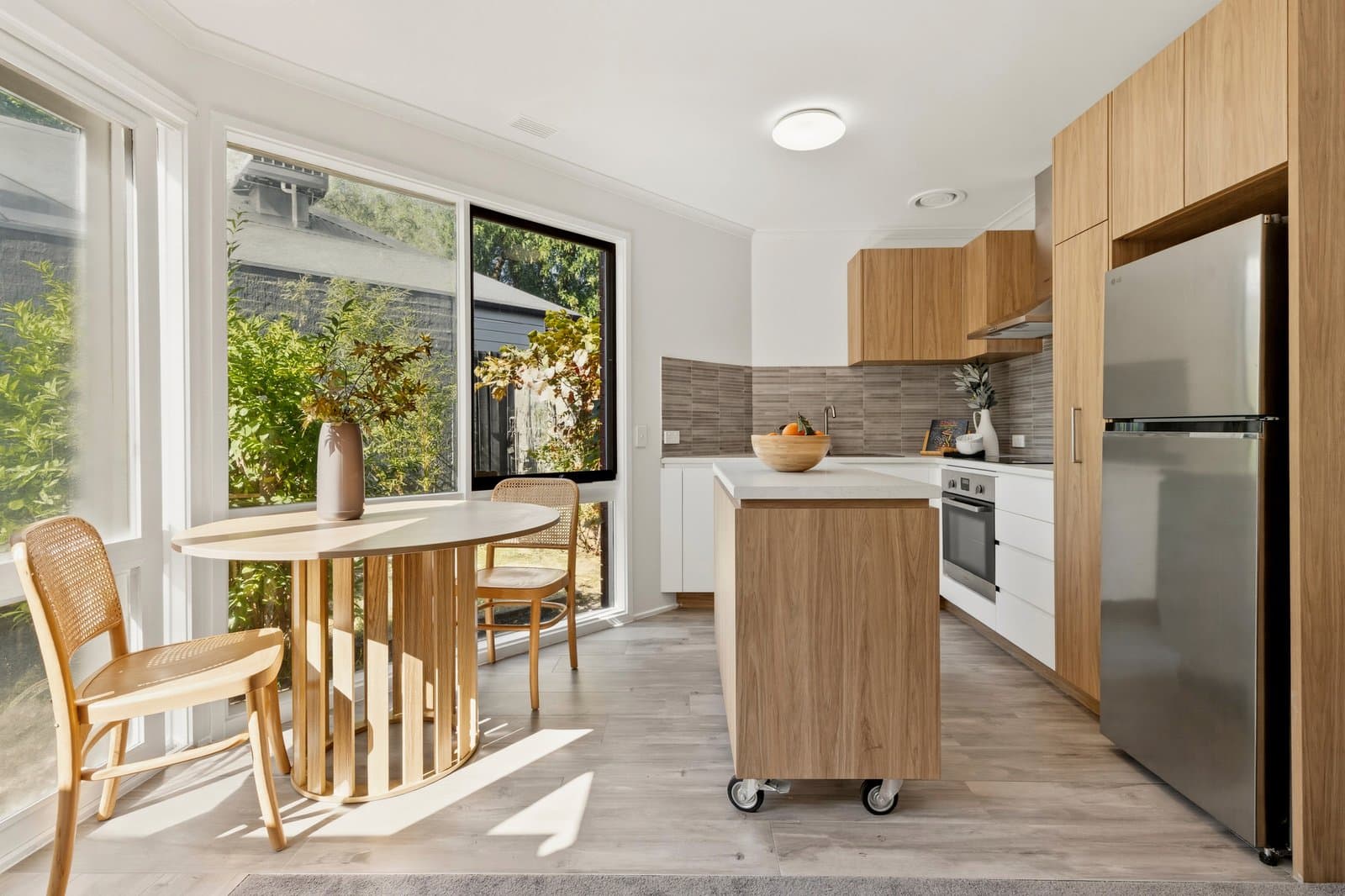 3/18-20 Fewster Road, Hampton, Hampton - Thumbnail 2