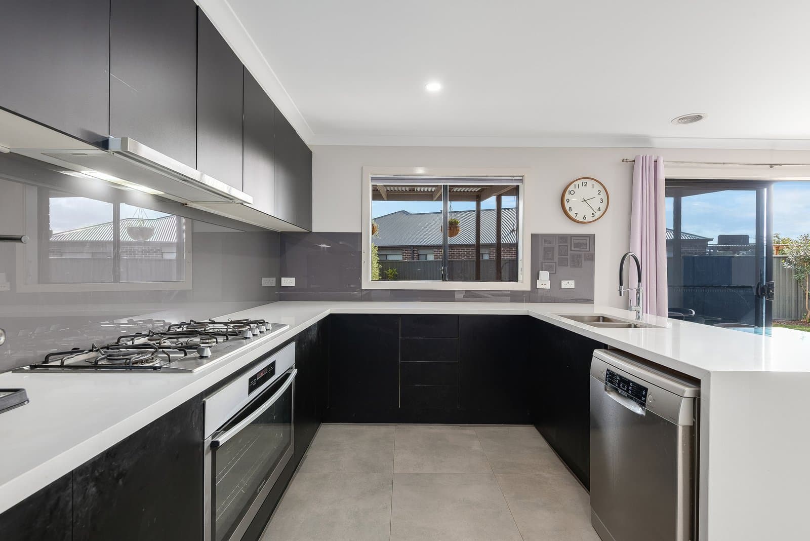 13-15 Pelican Way, Lara, Lara - Thumbnail 7