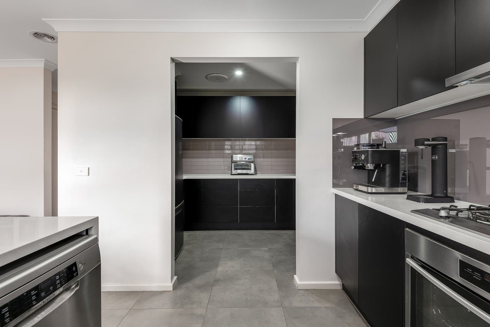 13-15 Pelican Way, Lara, Lara - Thumbnail 8