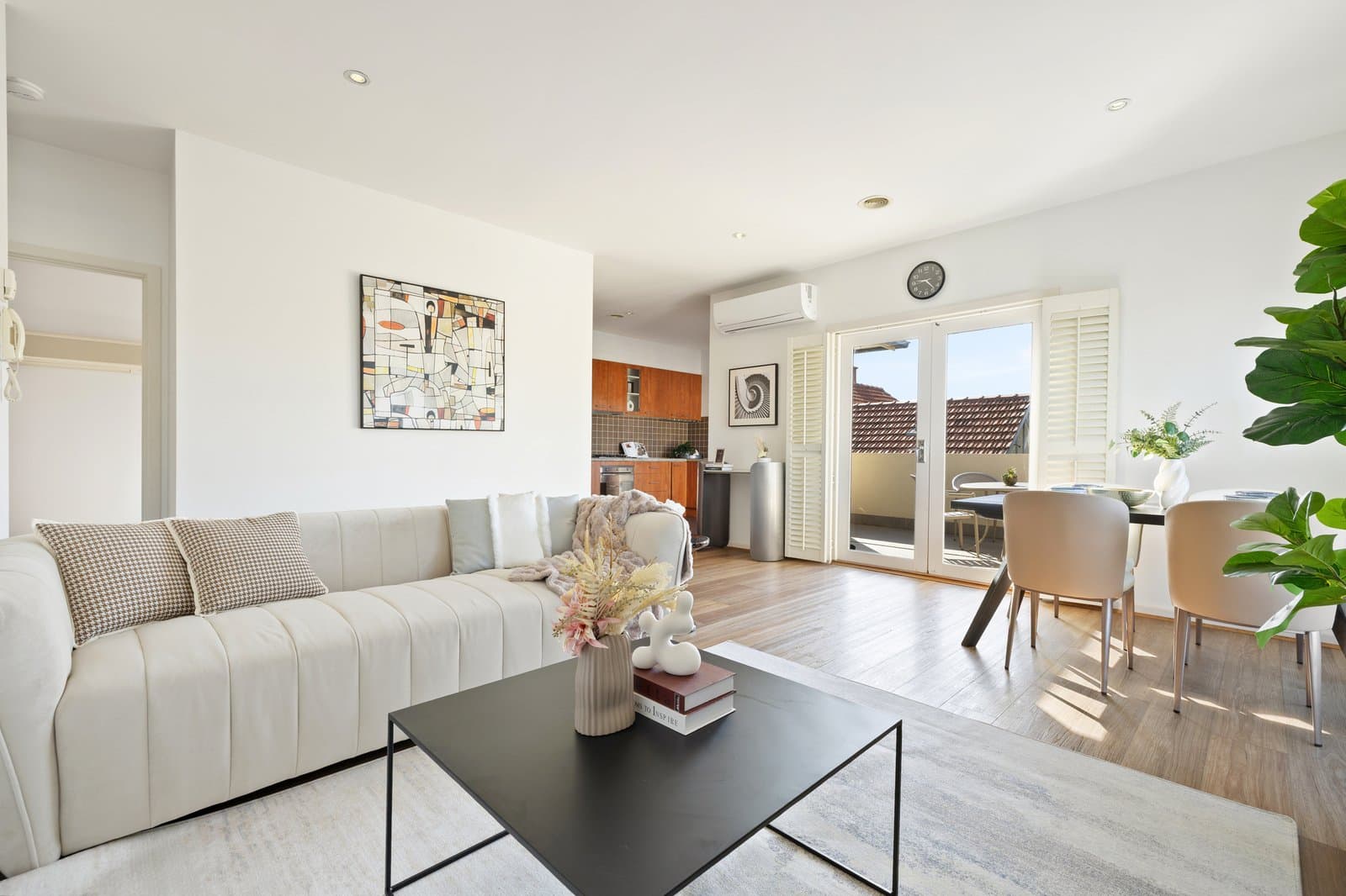 2/109 Murrumbeena Road, Murrumbeena, Murrumbeena - Thumbnail 2