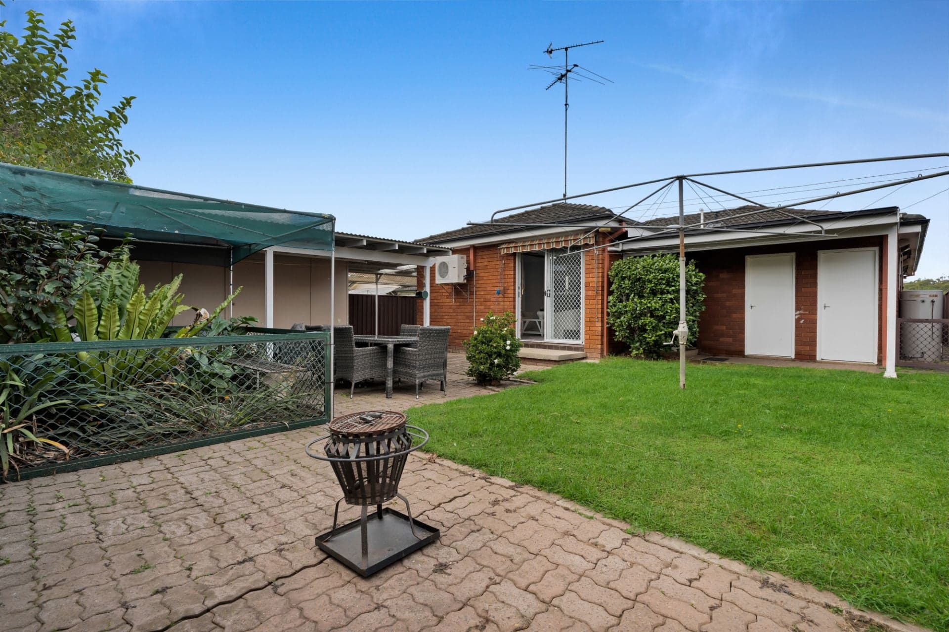 14 Brisbane Road, Campbelltown, Campbelltown - Thumbnail 2