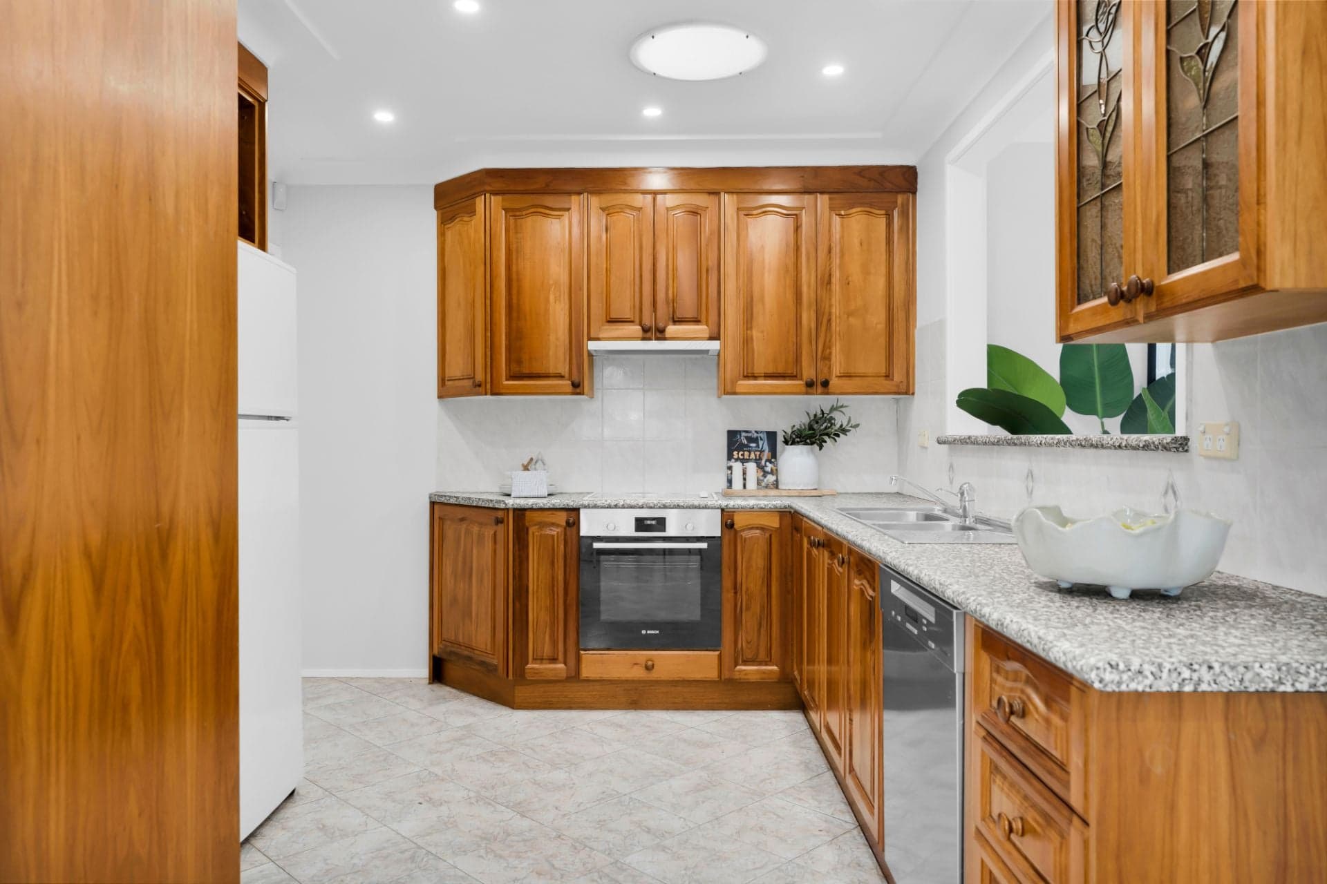 14 Brisbane Road, Campbelltown, Campbelltown - Thumbnail 7