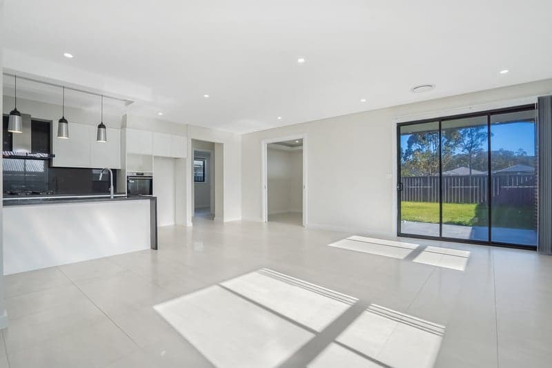 31 Sunset Drive, Thornton - Thumbnail 2