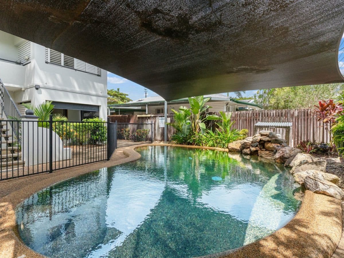 6/217-219 Spence Street, BUNGALOW, Bungalow - Thumbnail 3