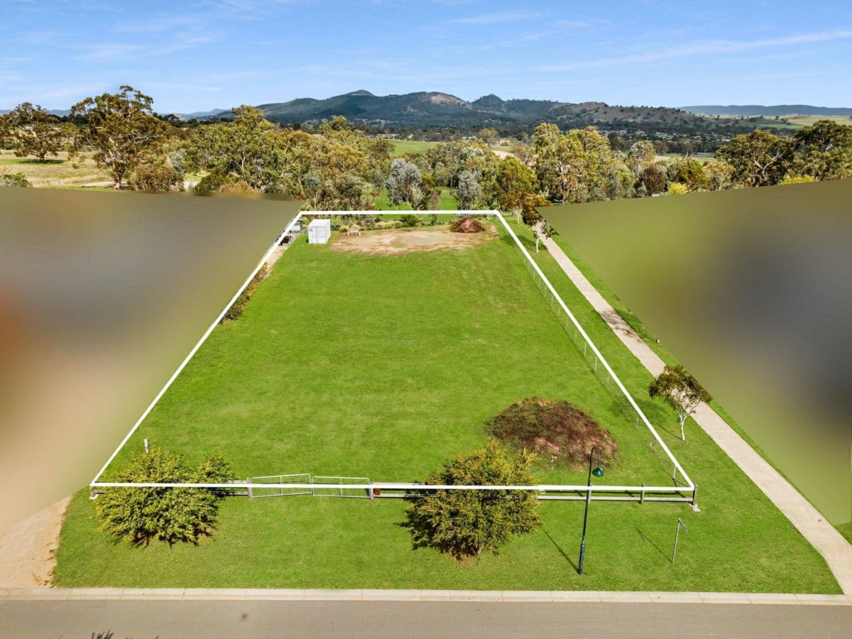 28 Donovans Way, MANSFIELD, Mansfield - Image 1