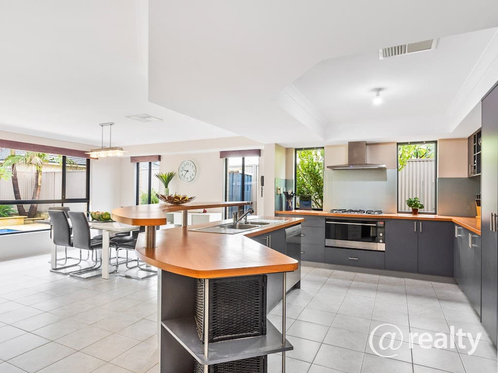 15 Waterview Parade, Southern River, WA, 6110, Southern River - Thumbnail 7