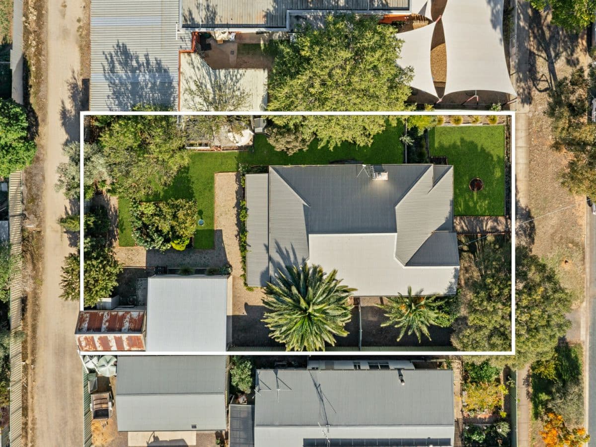 71 Grant Street North, INGLEWOOD, Inglewood - Thumbnail 2
