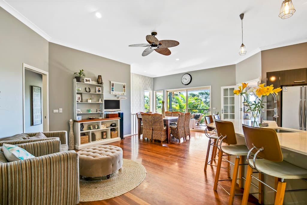 90 Sunset Dr, Little Mountain, QLD, 4551, Little Mountain - Thumbnail 2