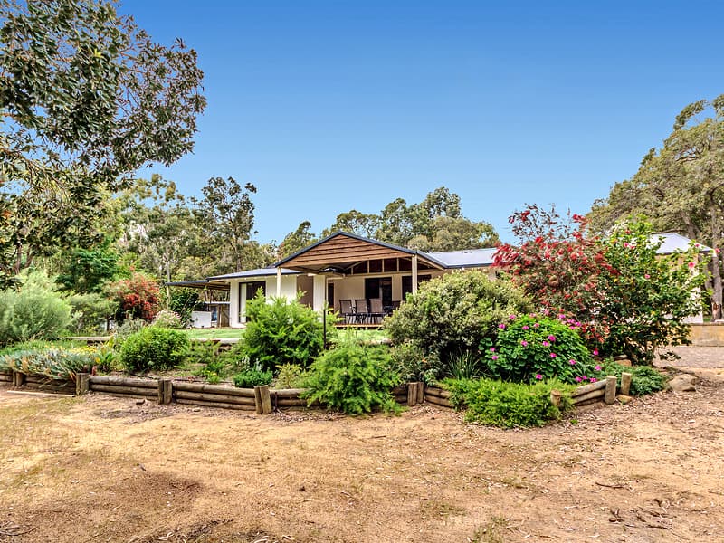 117 Gladstone Drive, Serpentine, WA, 6125, Serpentine - Thumbnail 2