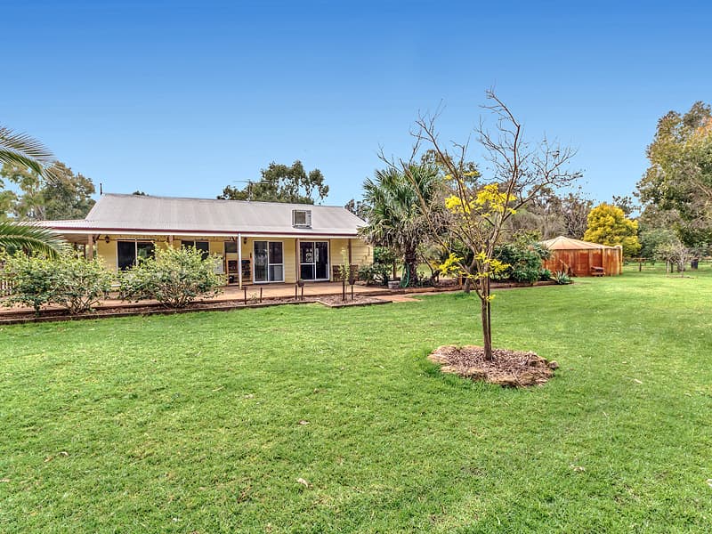 17 Limousin Place, Oakford, WA, 6121, Oakford - Thumbnail 2