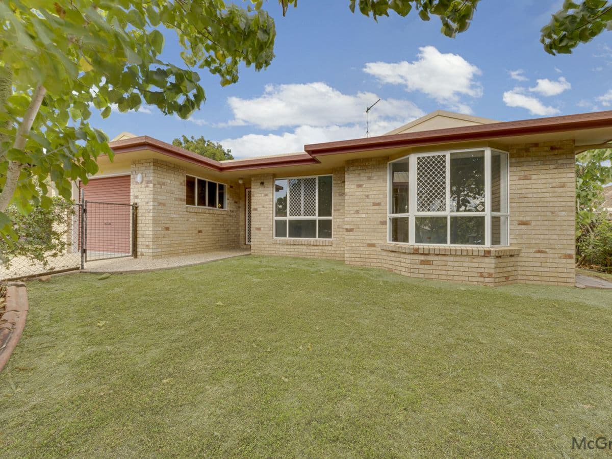 4 Cania Way, CLINTON, Clinton - Image 1