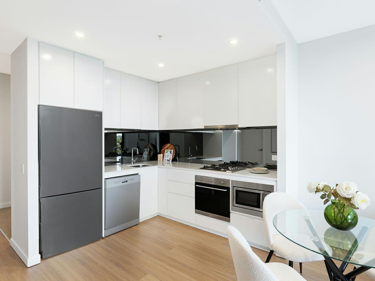 407/26 Cambridge Street, EPPING, Epping - Thumbnail 3