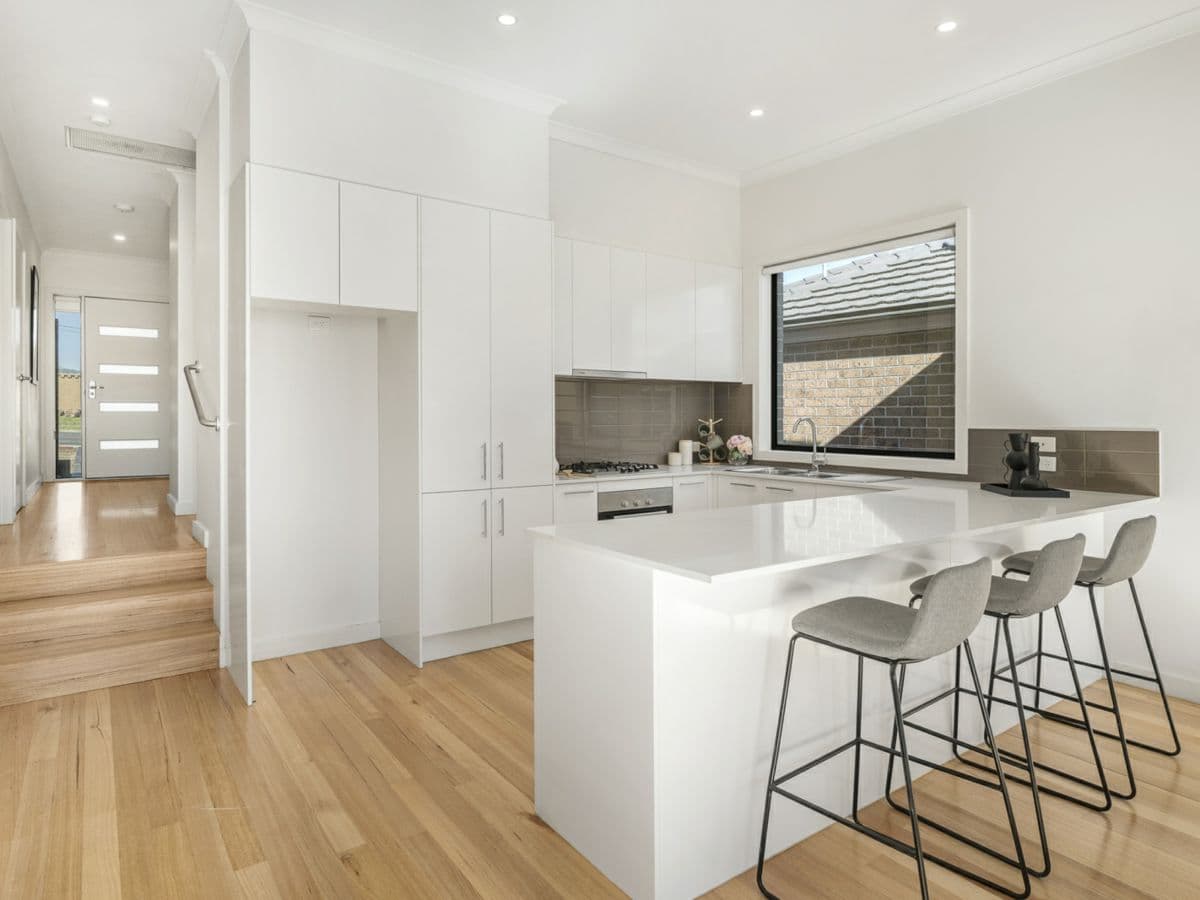 105 Durham Road, KILSYTH, Kilsyth - Thumbnail 3