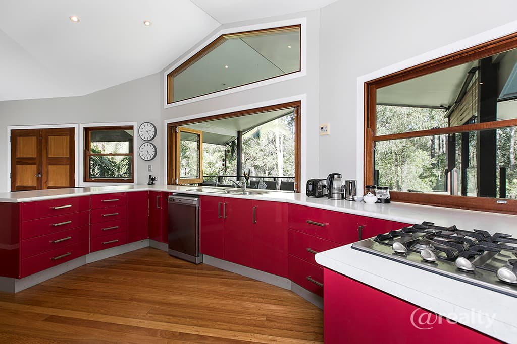 10 Pheasant Court, Cashmere, QLD, 4500, Cashmere - Thumbnail 8