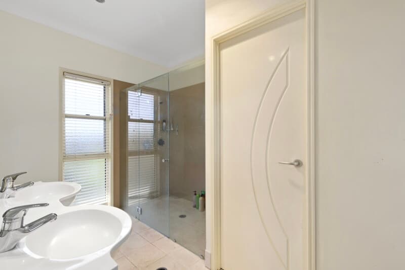12 Buffalo Crescent, Pacific Pines, QLD, 4211, Pacific Pines - Thumbnail 8