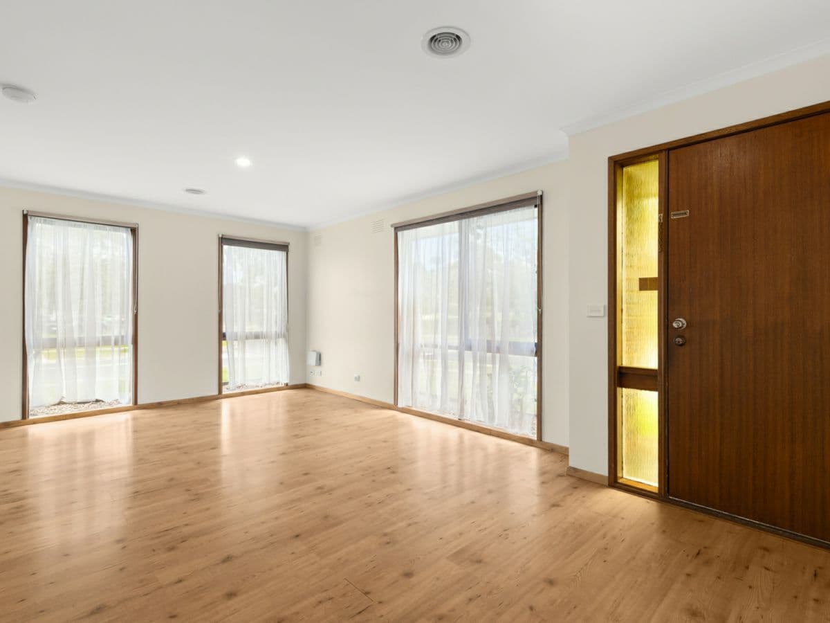53 Southgateway, LANGWARRIN, Langwarrin - Thumbnail 3