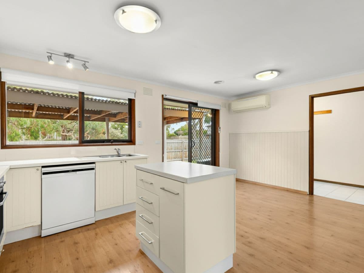 53 Southgateway, LANGWARRIN, Langwarrin - Thumbnail 7