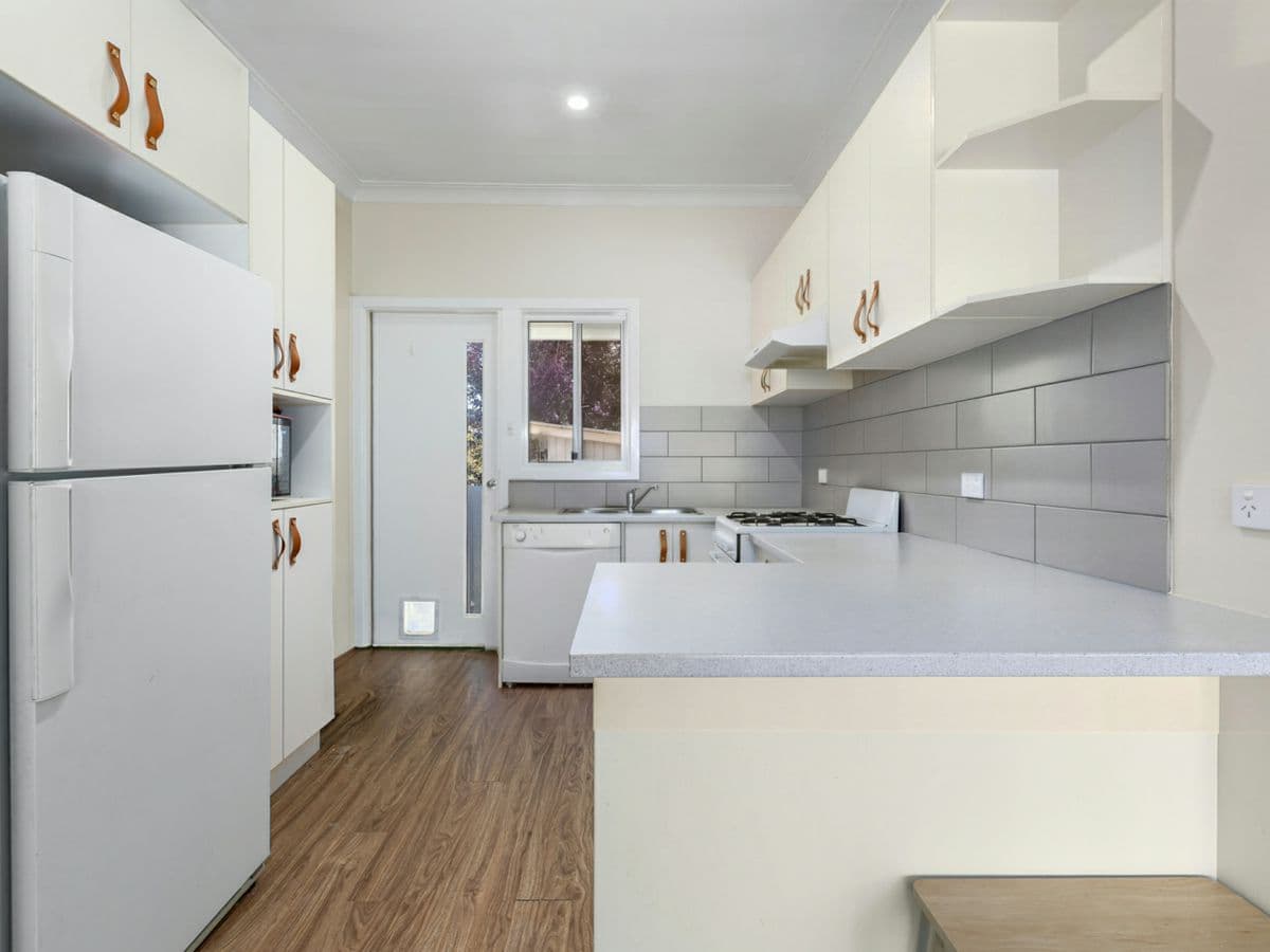 3-5 Barrack Street, COOMA, Cooma - Thumbnail 2