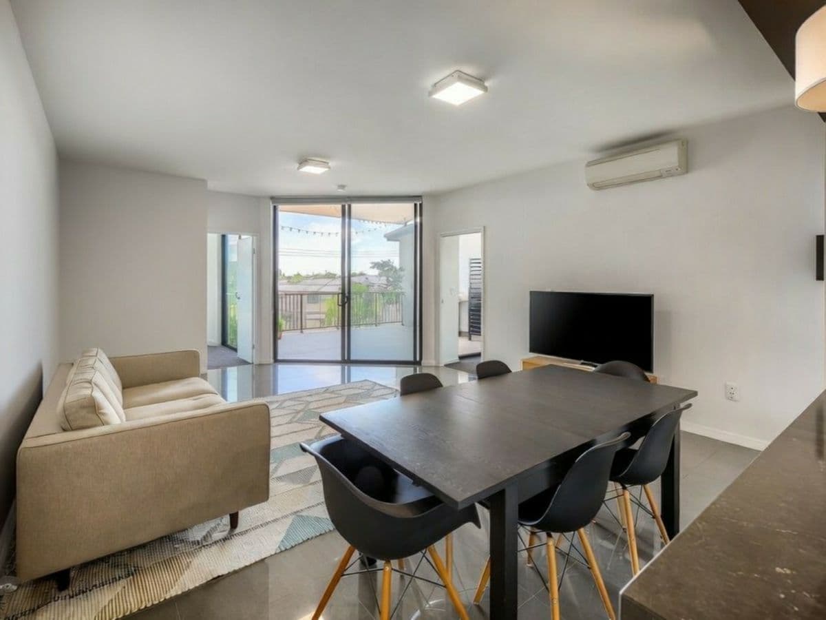 19/21 Yeronga Street, YERONGA, Yeronga - Image 1