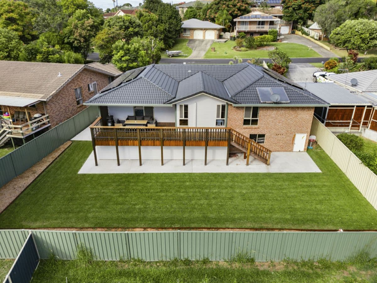 33 Sandpiper Crescent, BOAMBEE EAST, Boambee East - Thumbnail 2